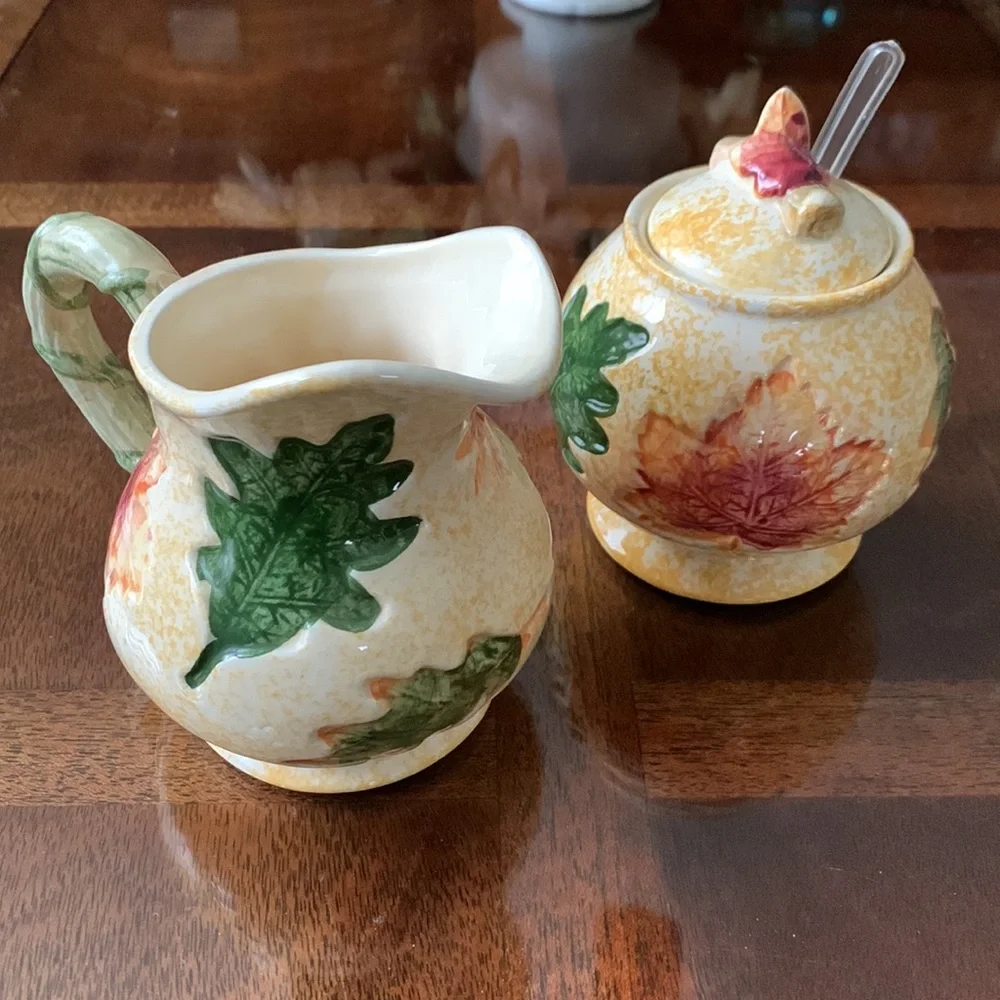 Oxford Elite Maple Leaf Creamer Pitcher & Sugar Bowl Fall Autumn Thanksgiving